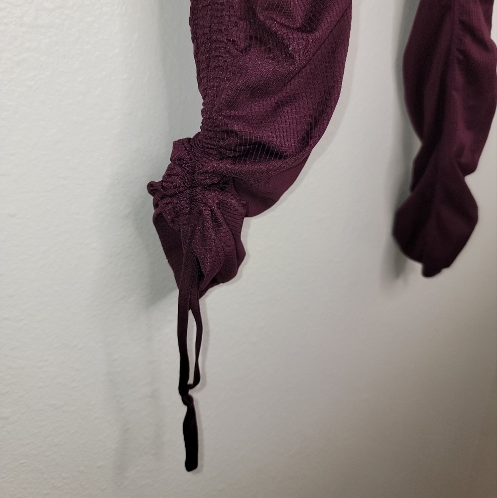 Fabletics Ruched Leggings - Picture 4 of 8